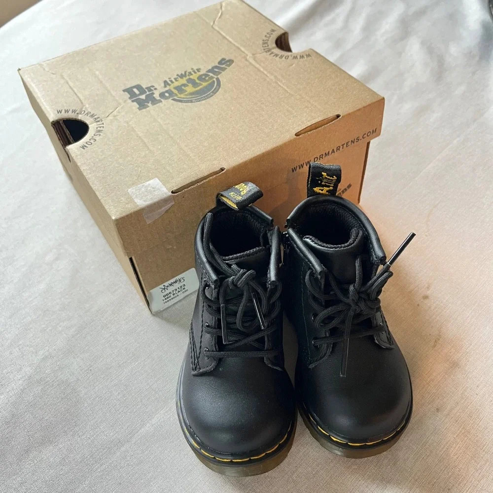 Dr. Martens 1460 I Infants‎ Black Leather Lace Up Side Zip Boots Size 4 US 19 EU